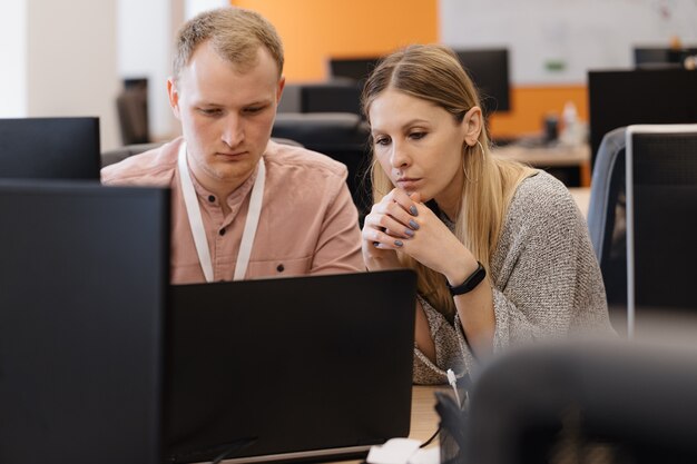 Czy usługi informatyczne podlegają obowiązkowi stosowania GTU?