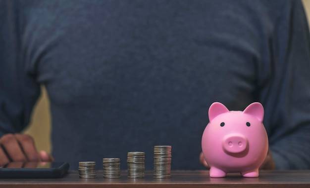 Czy warto mieć konto oszczędnościowe?