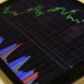 Dlaczego kursy walut gwałtownie się zmieniają i jak wykorzystać to w tradingu?